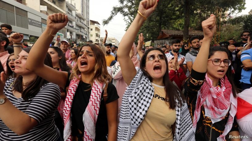 reuters_Lebanon_protests_24oct19.jpg