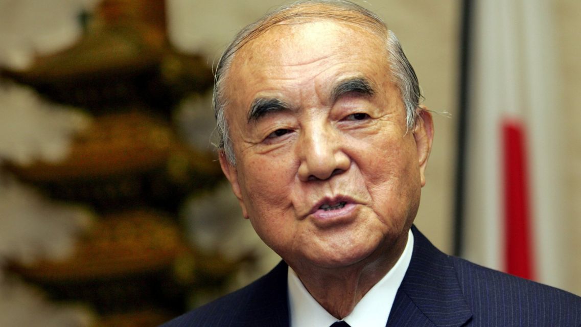 yasuhiro-nakasone.jpg