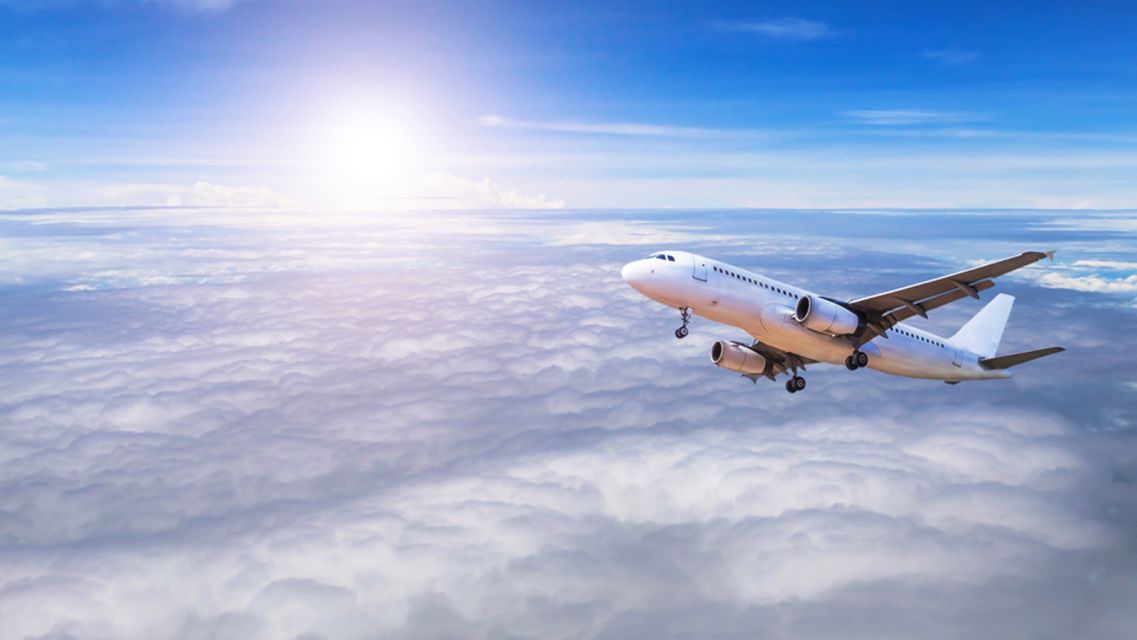 airplane9s444.jpg