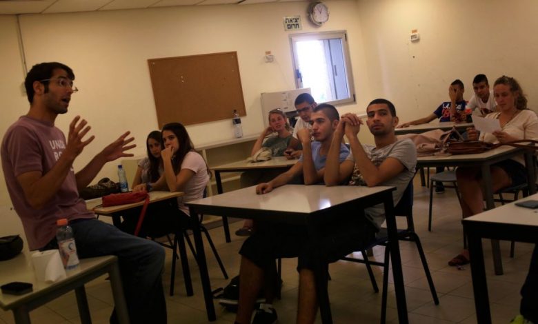 Israeli-schools.jpg