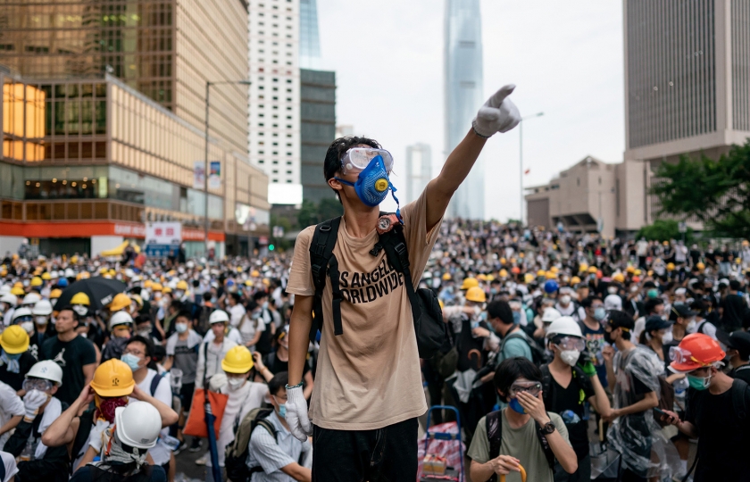 190816-hong-kong-protesters-tease_wpjqc3-1-840x540.jpg