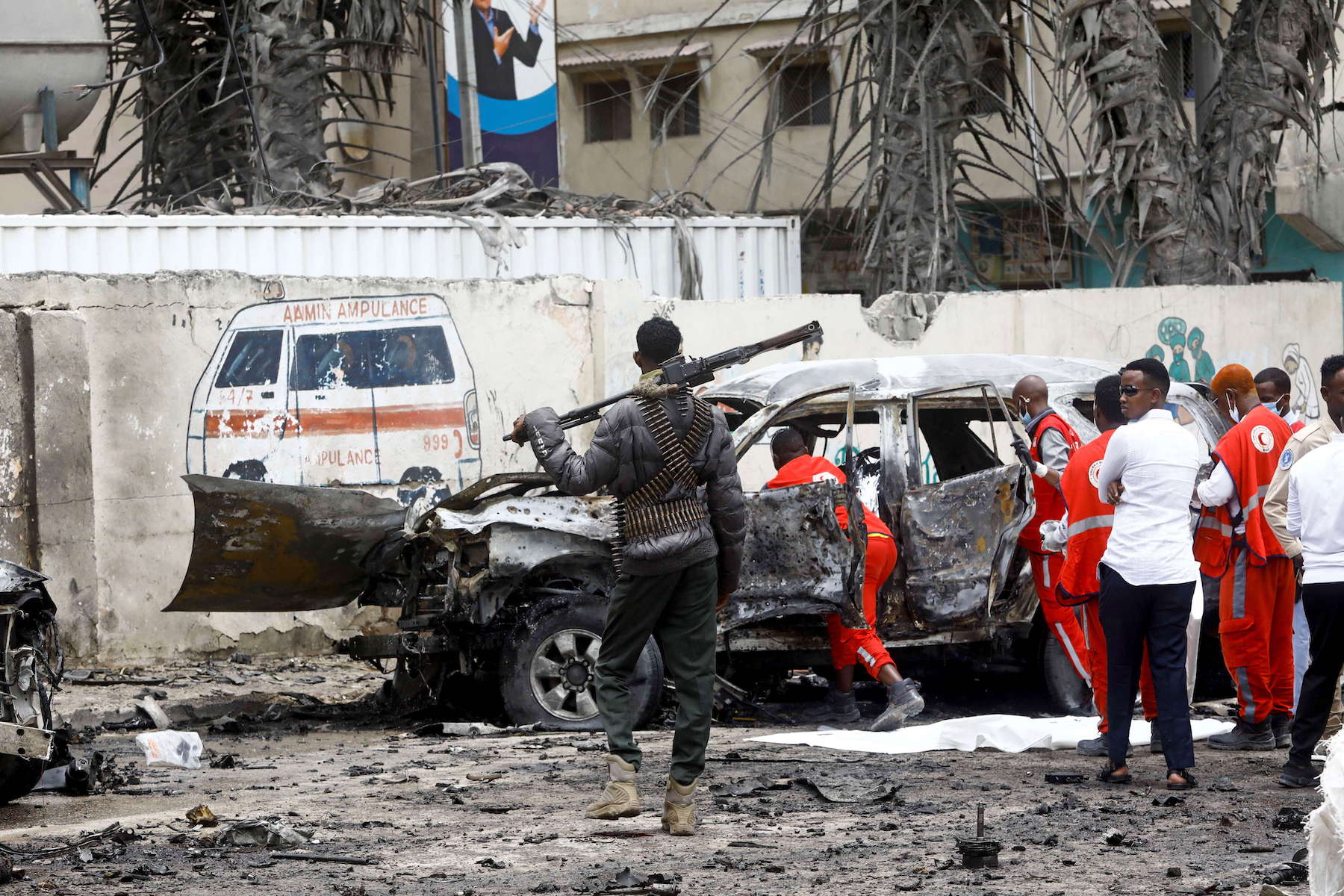 بينهم مسؤول في المخابرات.. مقتل 12 عسكريا صومالياً بتفجير في العاصمة مقديشو