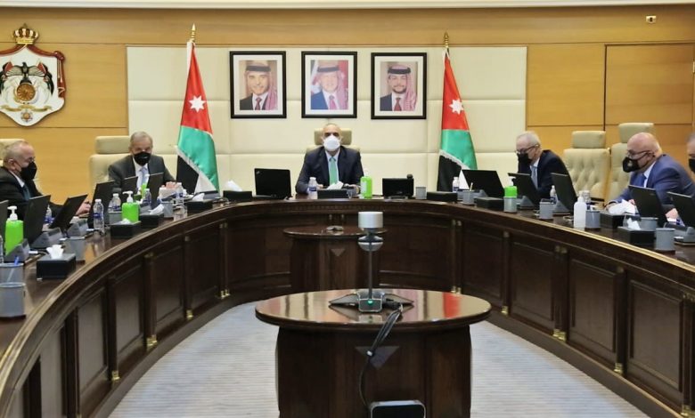 وزراء الأردن يقدمون استقالاتهم تمهيدا لتعديل حكومي