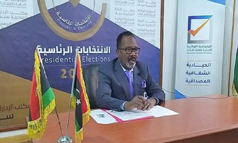 مدير مكتب القذافي يترشح رسمياً للانتخابات الرئاسية