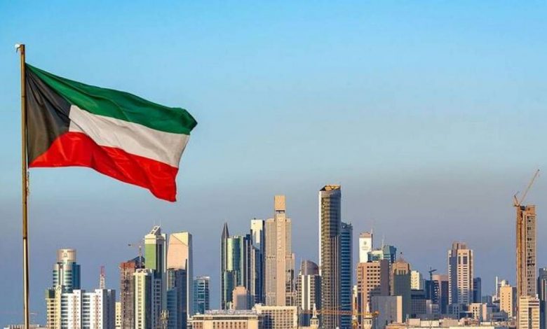 معظمهم لبنانيون.. الكويت تمنع 100 وافد من تجديد إقاماتهم