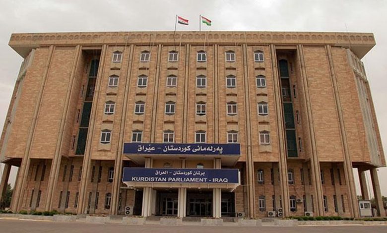 فيديو.. حريق في مبنى البرلمان بإقليم كردستان العراق