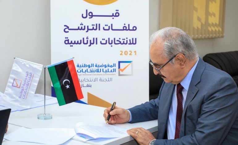 محكمة طرابلس تؤجل النظر باستبعاد "خليفة حفتر" من سباق الانتخابات الرئاسية